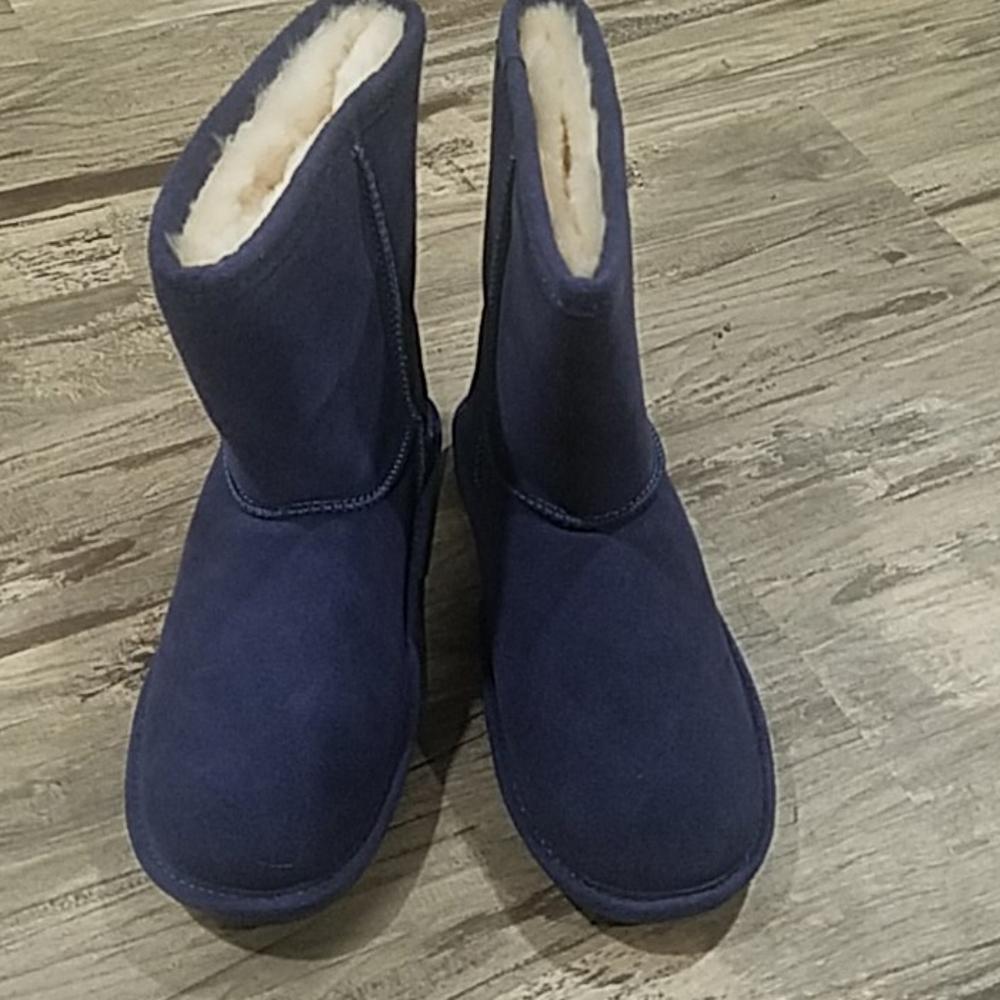 Bearpaw Emma Short Indigo Boots